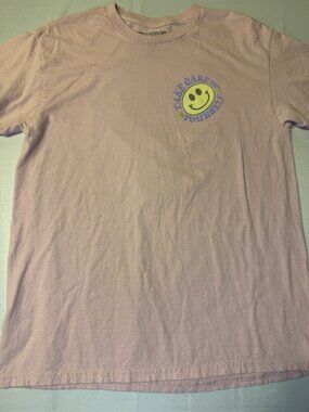Buzz T-Shirt Pink Graphic Smile Size L "Take Care Of Yourself"